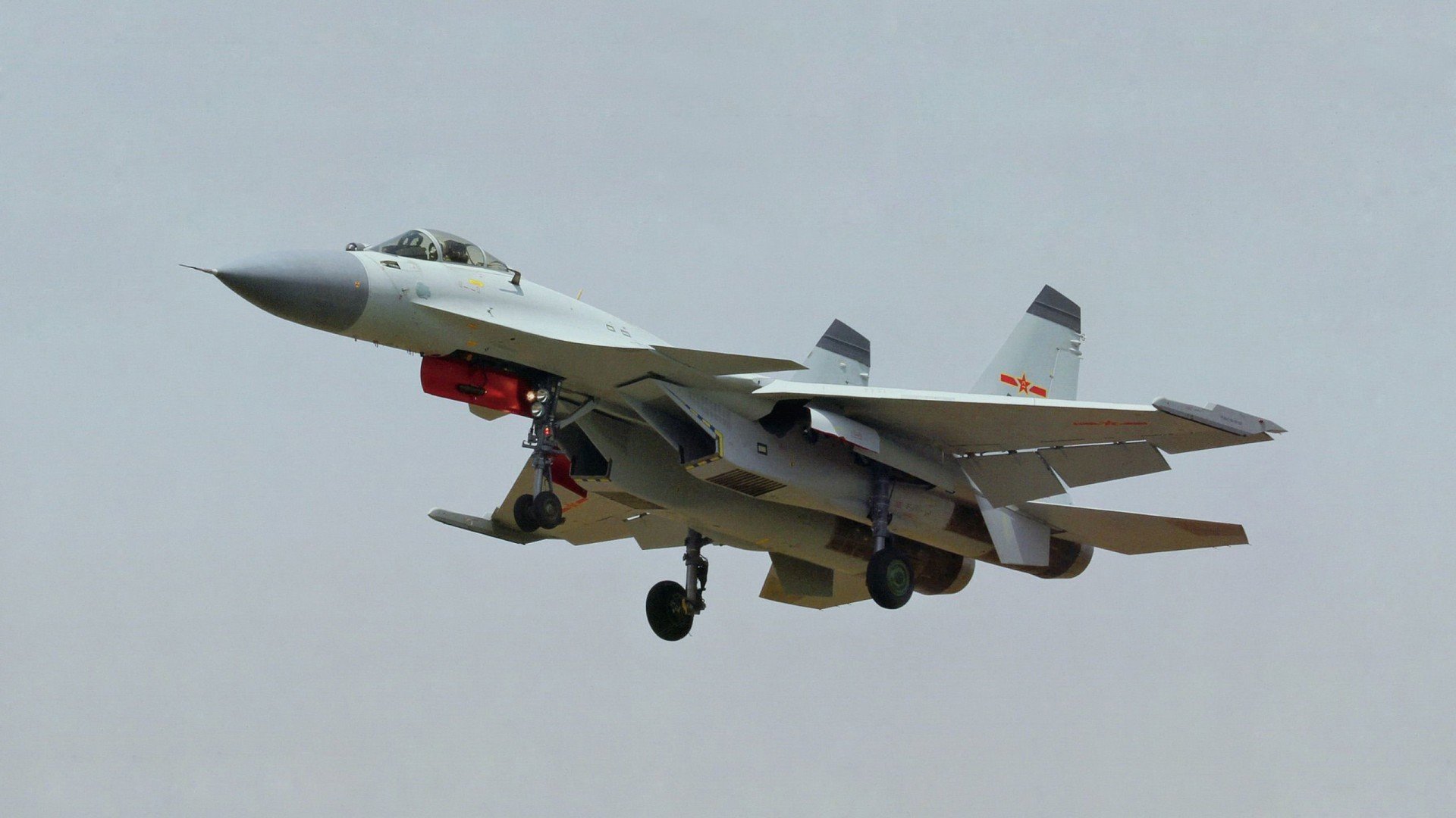 强势盘踞的劲旅，对手必须小心应对，强势盘整是什么意思